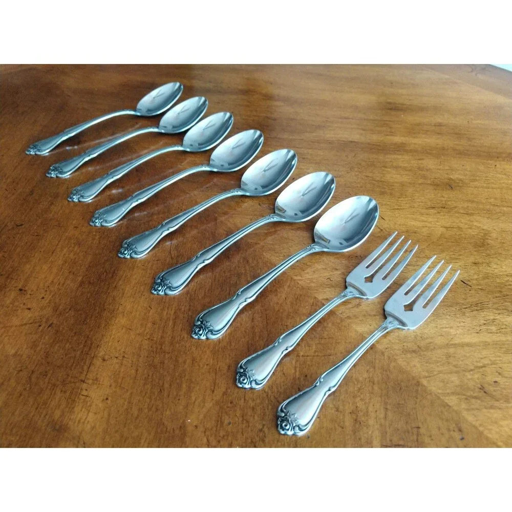 1881 Rogers Oneida Ltd Arbor Rose True Rose Stainless: Lot 7 Table Spoon + Fork